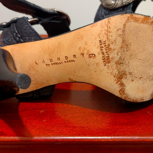Sexy leather 4" heel Laundry by Shelli Segal - Picture 6 of 6